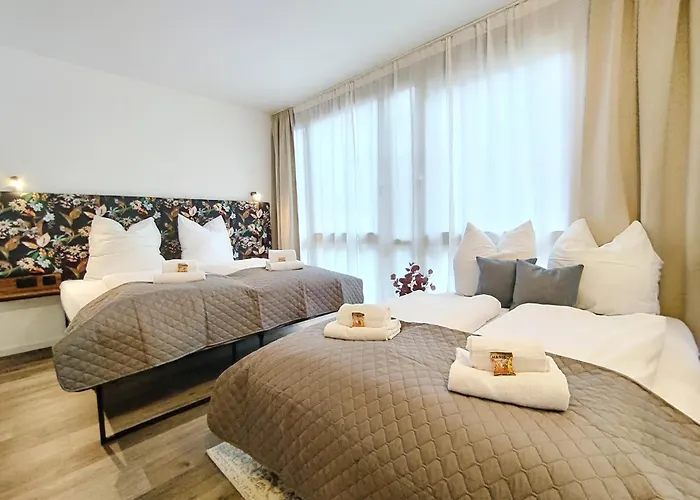 Design-apartmenthaus Fuer Bis Zu 12, Modern, Dachterrasse, Grill, Ruhige Lage, Plus, Wii, Lan Und Wlan Appartement *