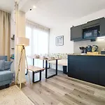 Design-apartmenthaus Fuer Bis Zu 12, Modern, Dachterrasse, Grill, Ruhige Lage, Plus, Wii, Lan Und Wlan * Norimberga